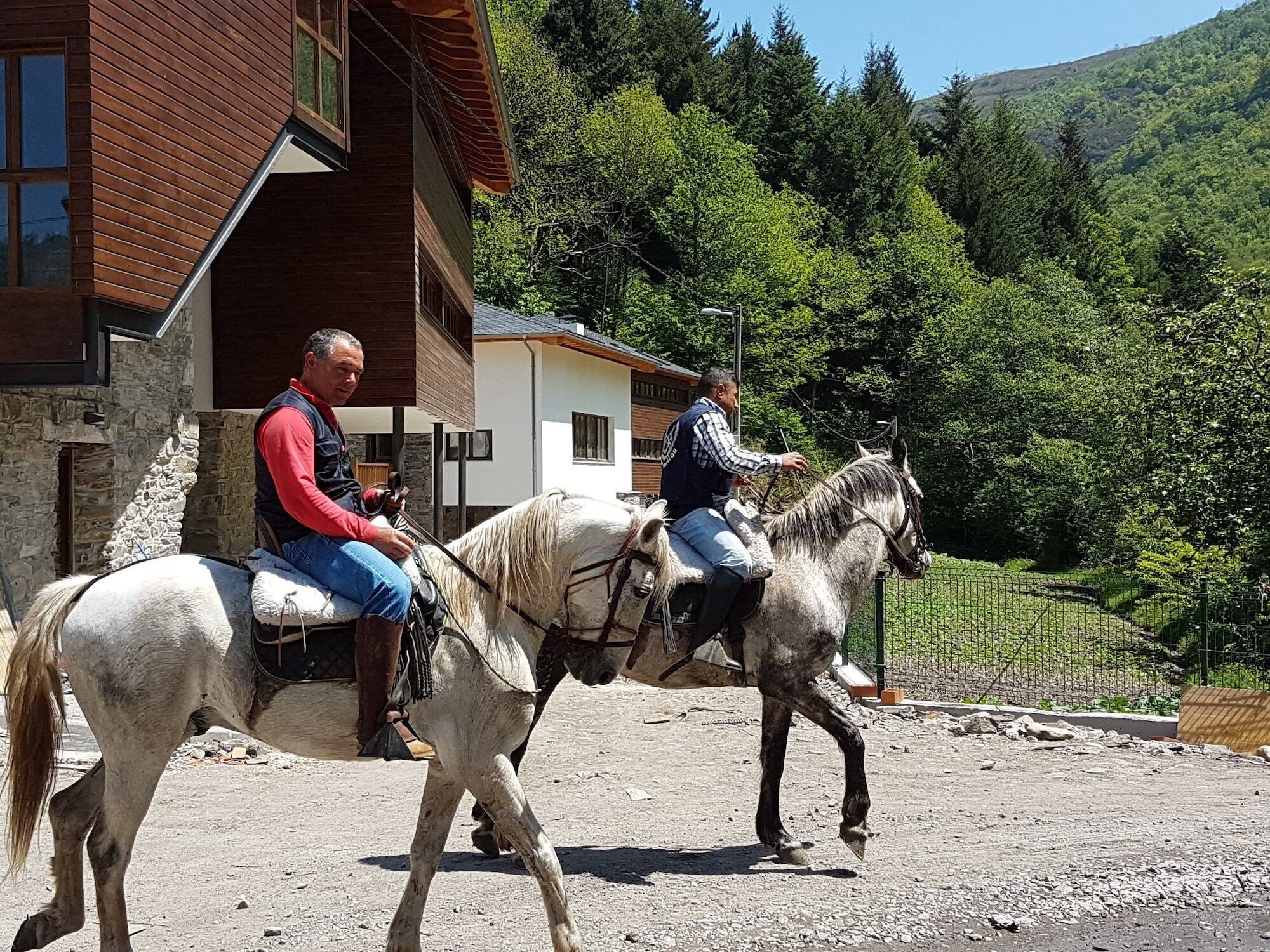 Besullo 拉斯蒙特纳斯普马尔乡村旅馆酒店 外观 照片